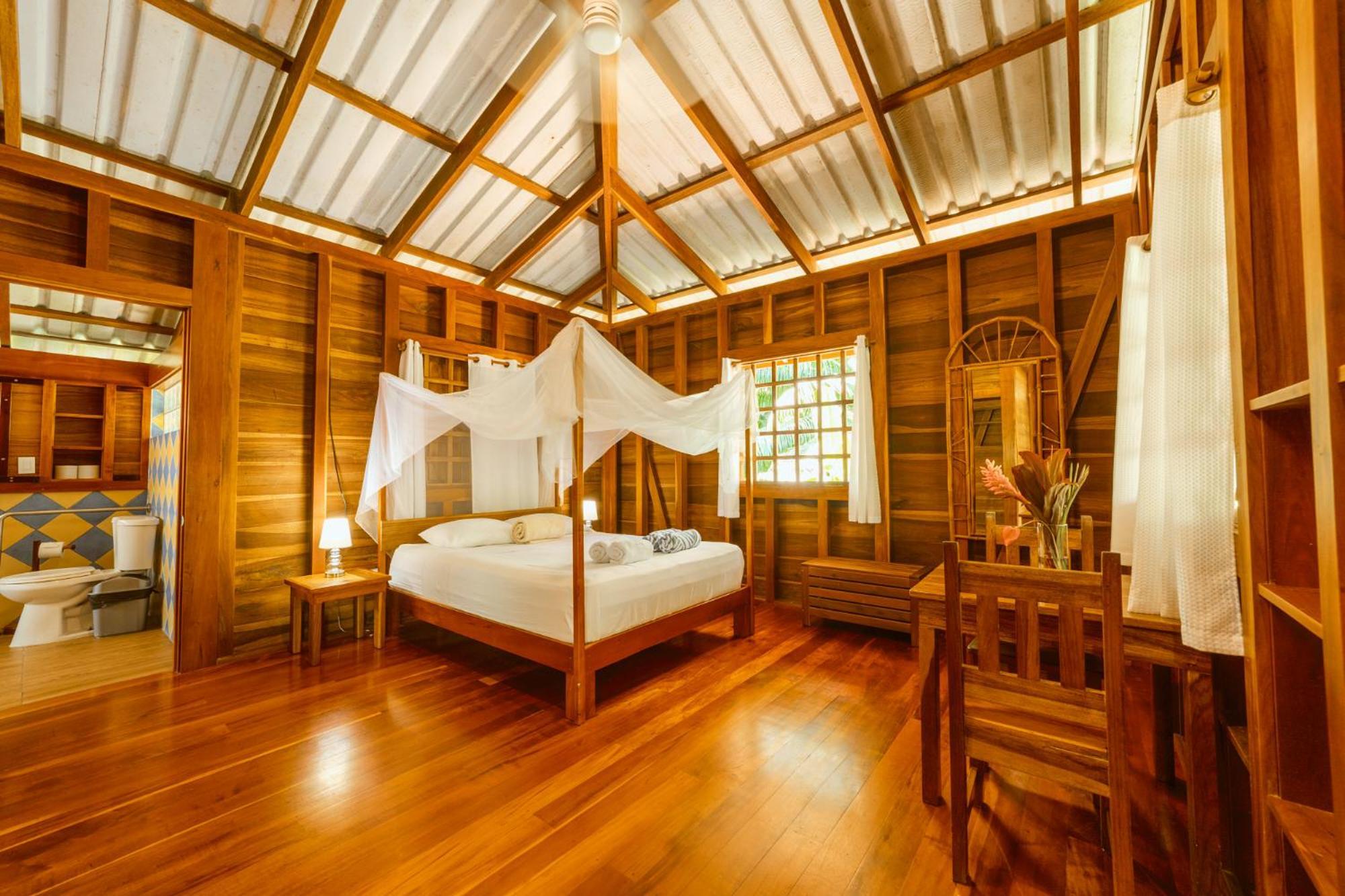 Casa Viva Lodge Puerto Viejo de Talamanca 외부 사진