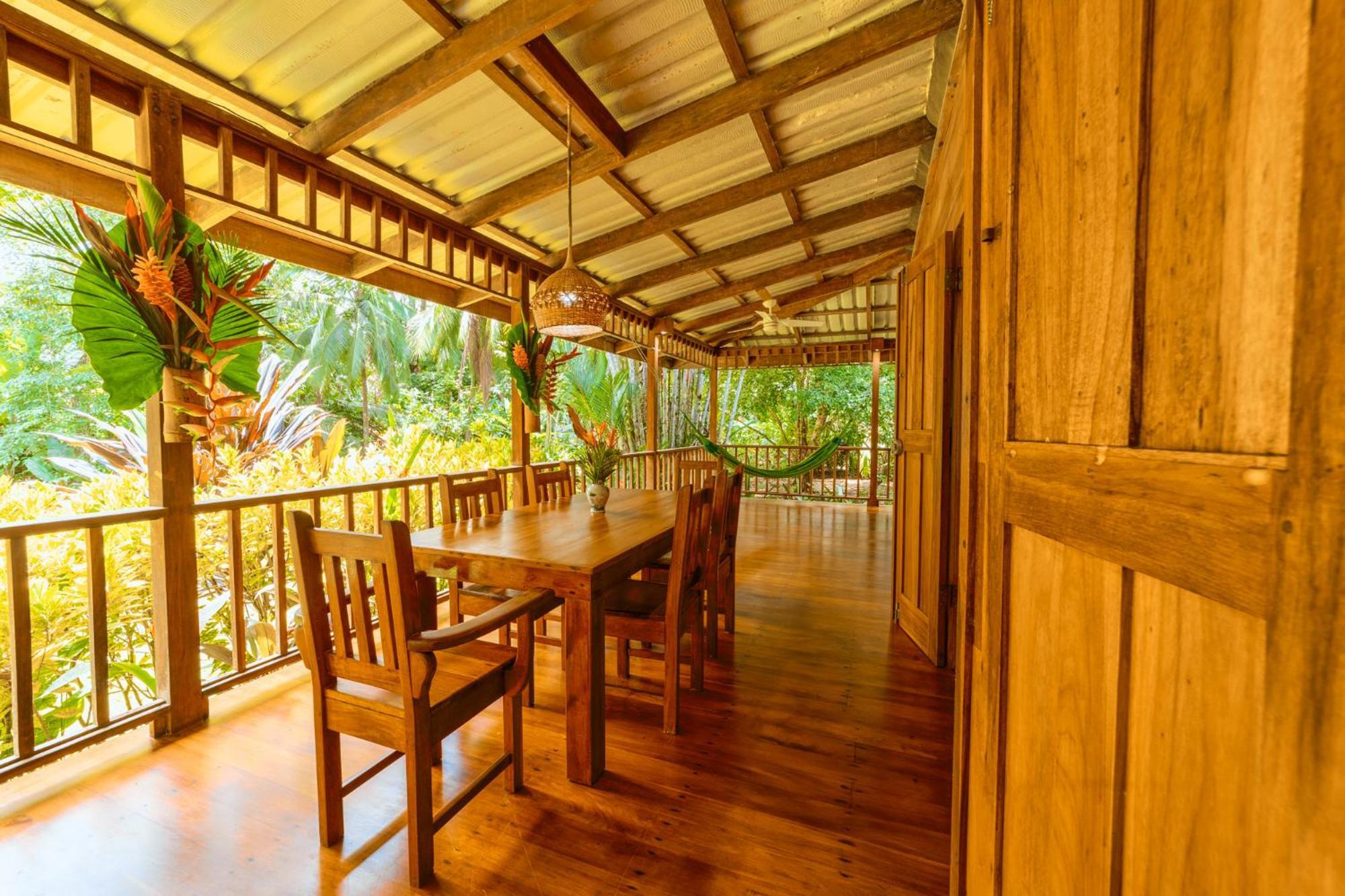 Casa Viva Lodge Puerto Viejo de Talamanca 외부 사진